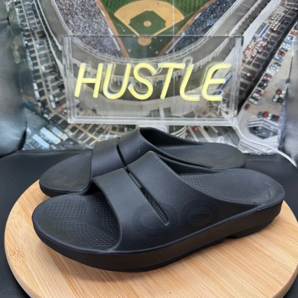 N/A oofos sandals